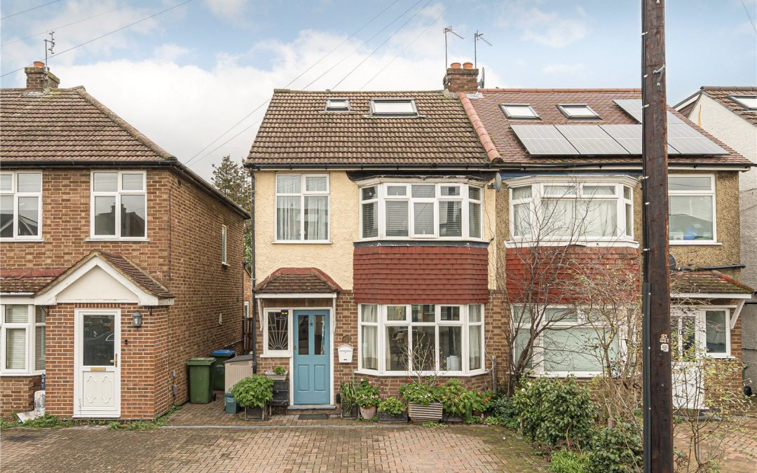 Cottimore Avenue, WALTON-ON-THAMES, Surrey, KT12 2AE