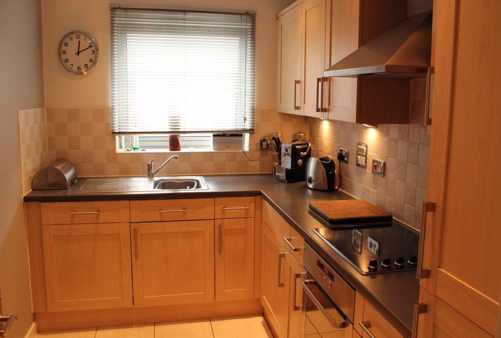 Kings Court, 40 Hersham Road, WALTON-ON-THAMES, Surrey, KT12 1JE