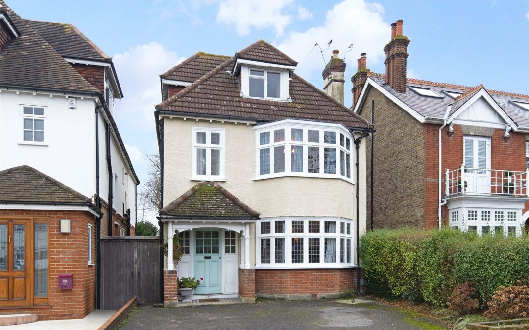 Ember Lane, ESHER, Surrey, KT10 8EP