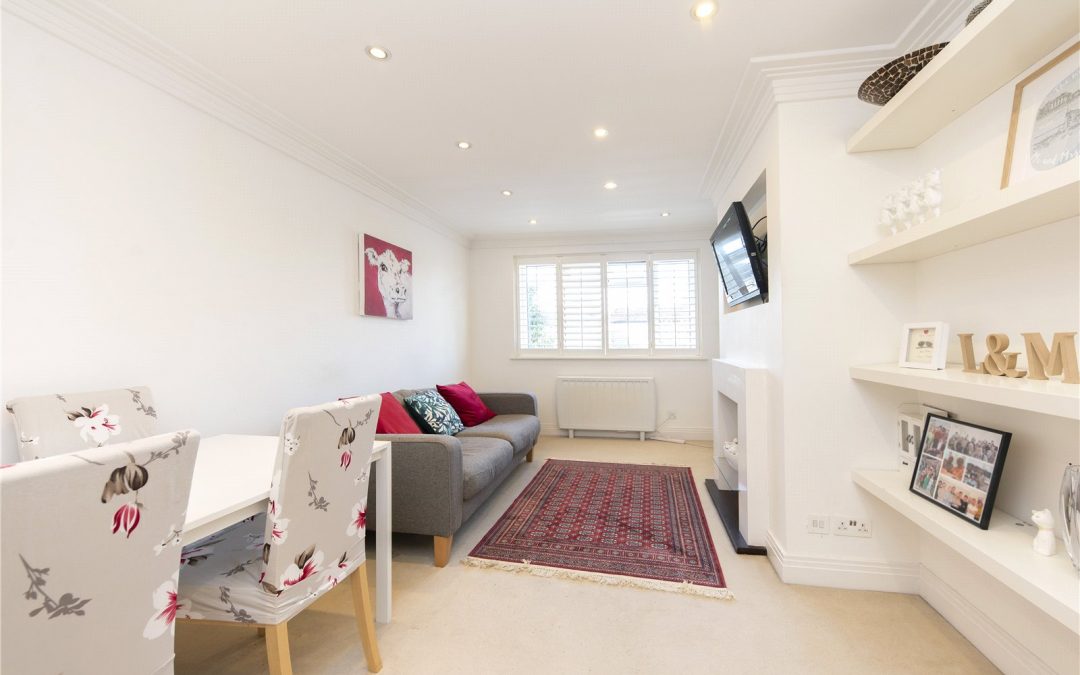 Starrett Court, Beecot Lane, WALTON-ON-THAMES, Surrey, KT12 3JN