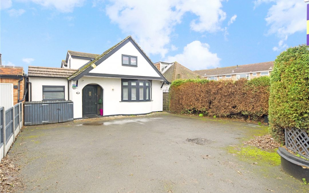 Green Lane, Shepperton, Surrey, TW17 8DU