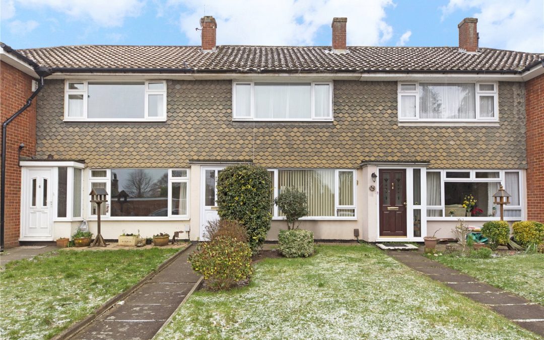 Royston Close, Walton-on-Thames, Surrey, KT12 2TB