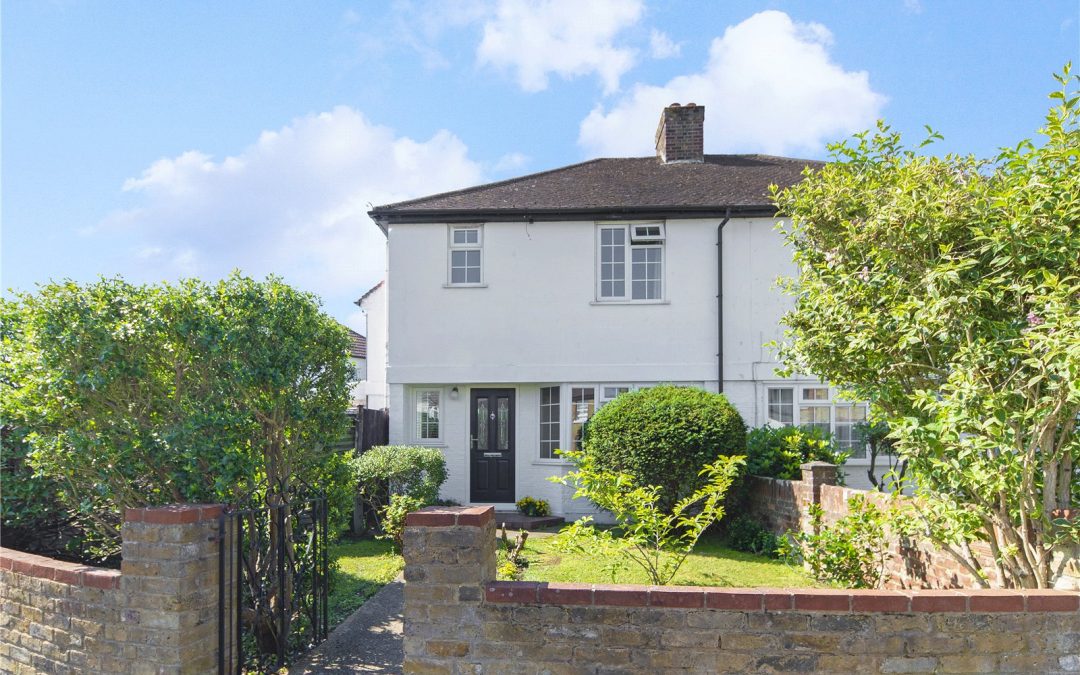 Cottimore Crescent, Walton-on-Thames, Surrey, KT12 2DD
