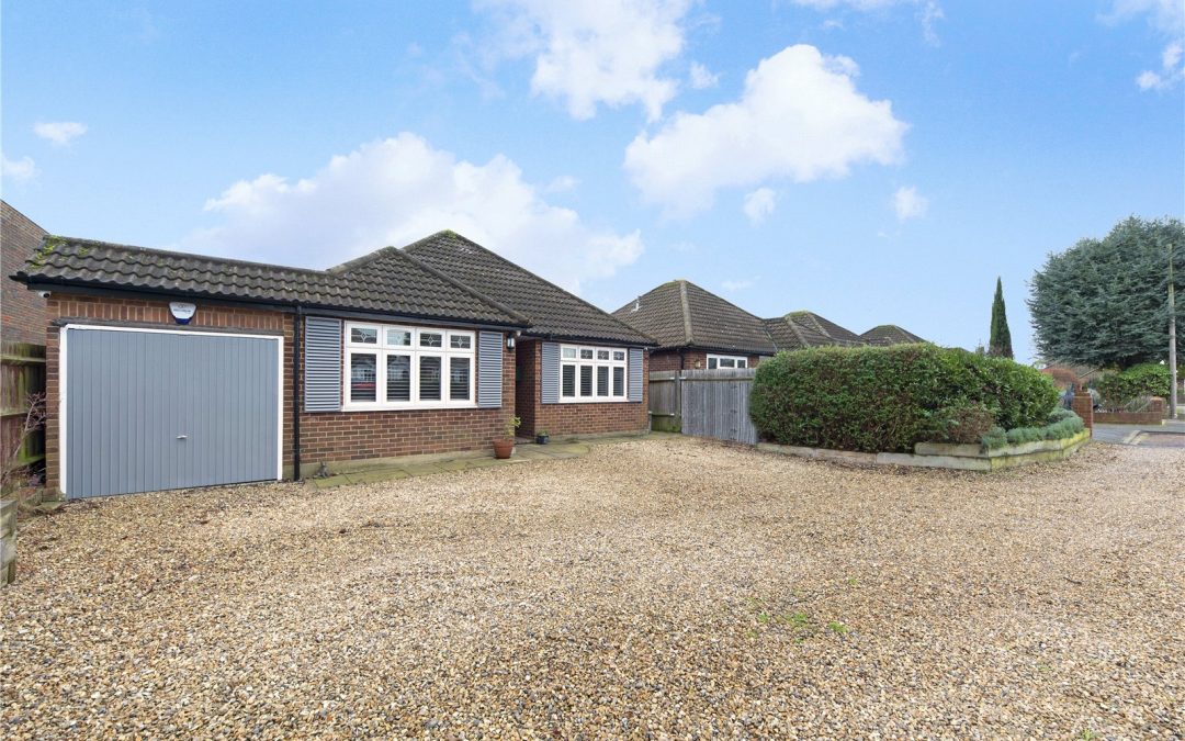 Richmond Drive, Shepperton, Surrey, TW17 9EB