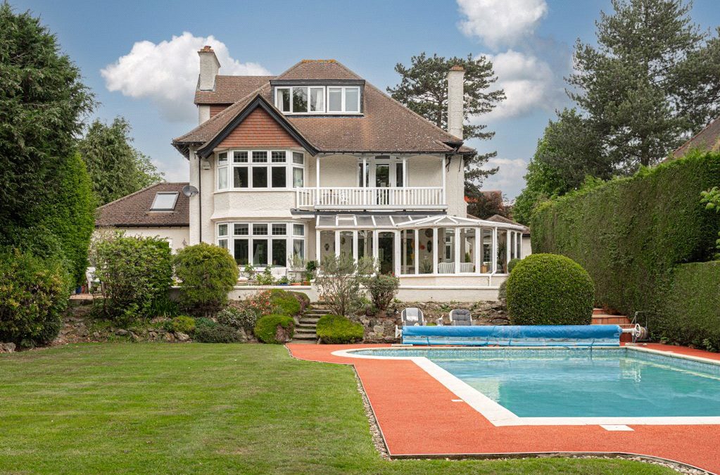 Peaks Hill, Purley, Surrey, CR8 3JG