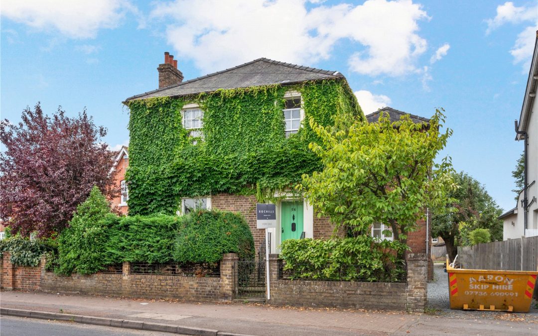 Eastworth Road, Chertsey, Surrey, KT16 8DP