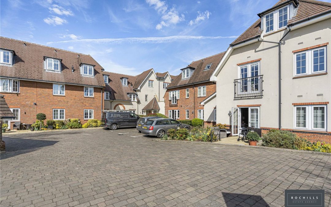 Between Streets, Cobham, Surrey, KT11 1DH
