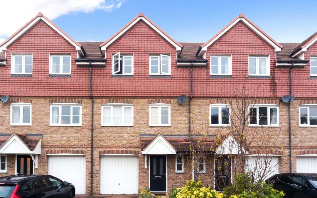 Scholars Place, Walton-on-Thames, Surrey, KT12 3FE