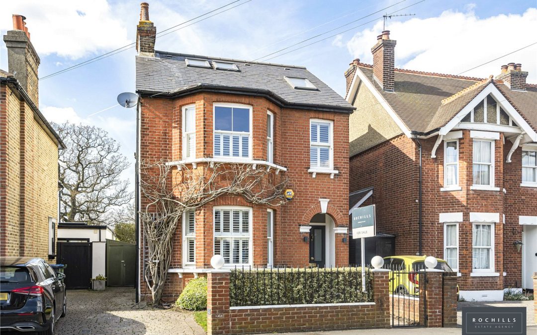 Kings Road, Walton-on-Thames, Surrey, KT12 2RD