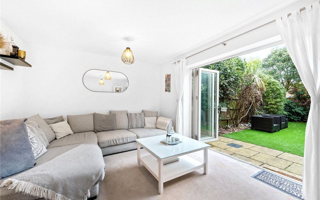 Windermere Terrace, Ambleside Avenue, WALTON-ON-THAMES, Surrey, KT12 3EB