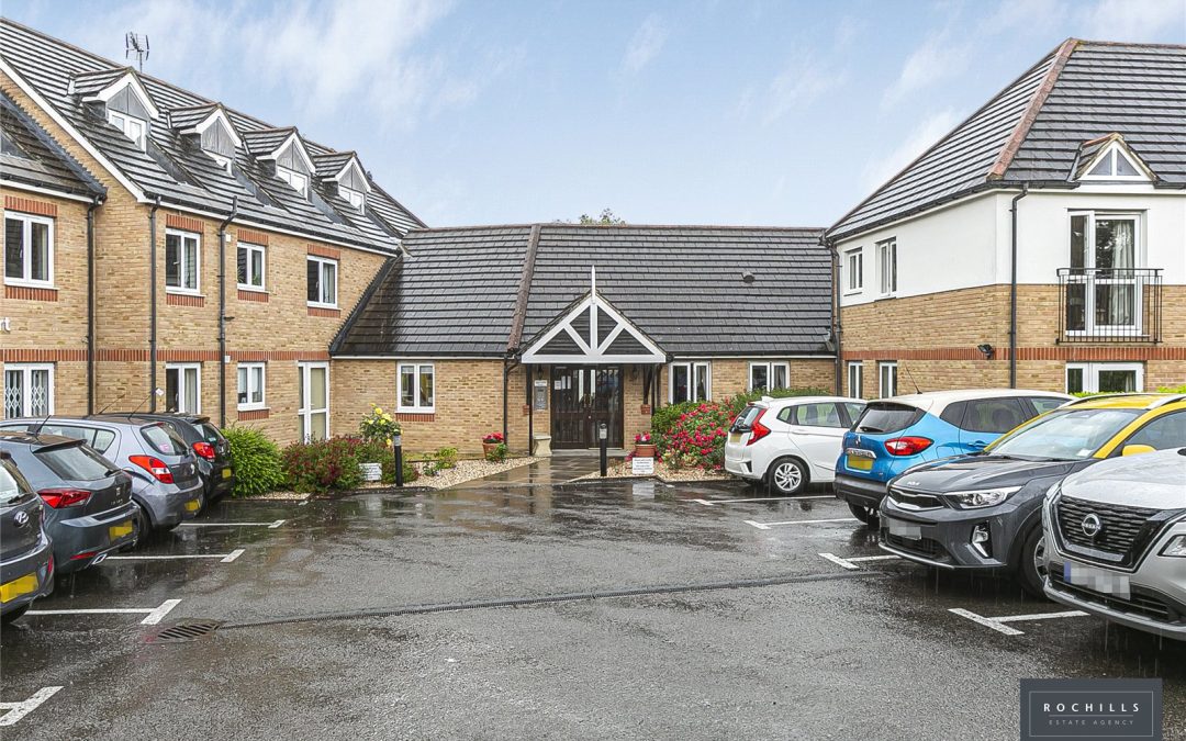 Mervyn Road, Shepperton, Surrey, TW17 9HE