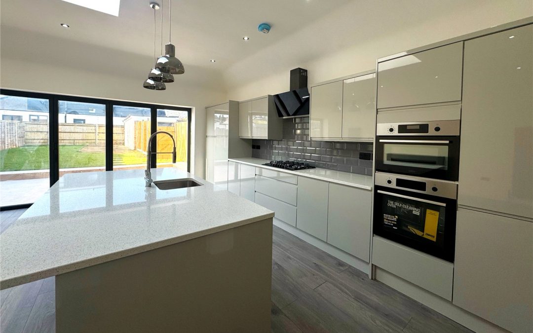Farleigh Road, New Haw, Addlestone, Surrey, KT15 3HS
