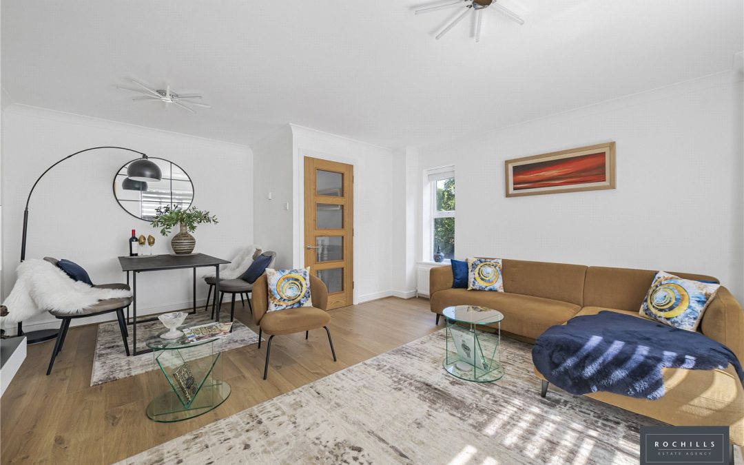 Lyster Mews, Cobham, Surrey, KT11 1LA