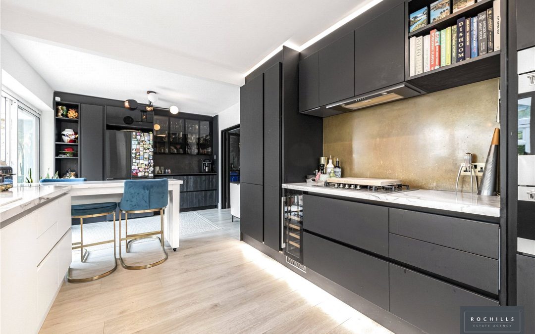 Dennis Road, East Molesey, Surrey, KT8 9ED