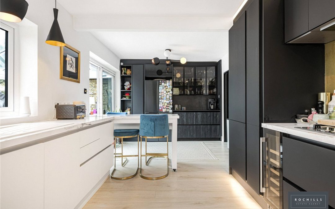 Dennis Road, East Molesey, Surrey, KT8 9ED