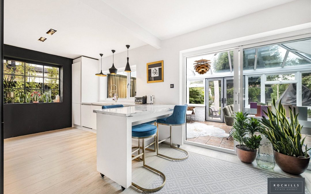 Dennis Road, East Molesey, Surrey, KT8 9ED