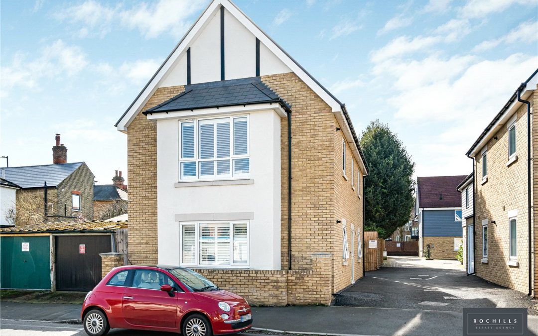 Annett Road, Walton-on-Thames, Surrey, KT12 2JJ