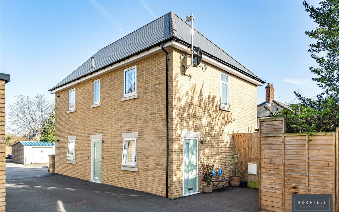 Annett Road, Walton-on-Thames, Surrey, KT12 2JJ