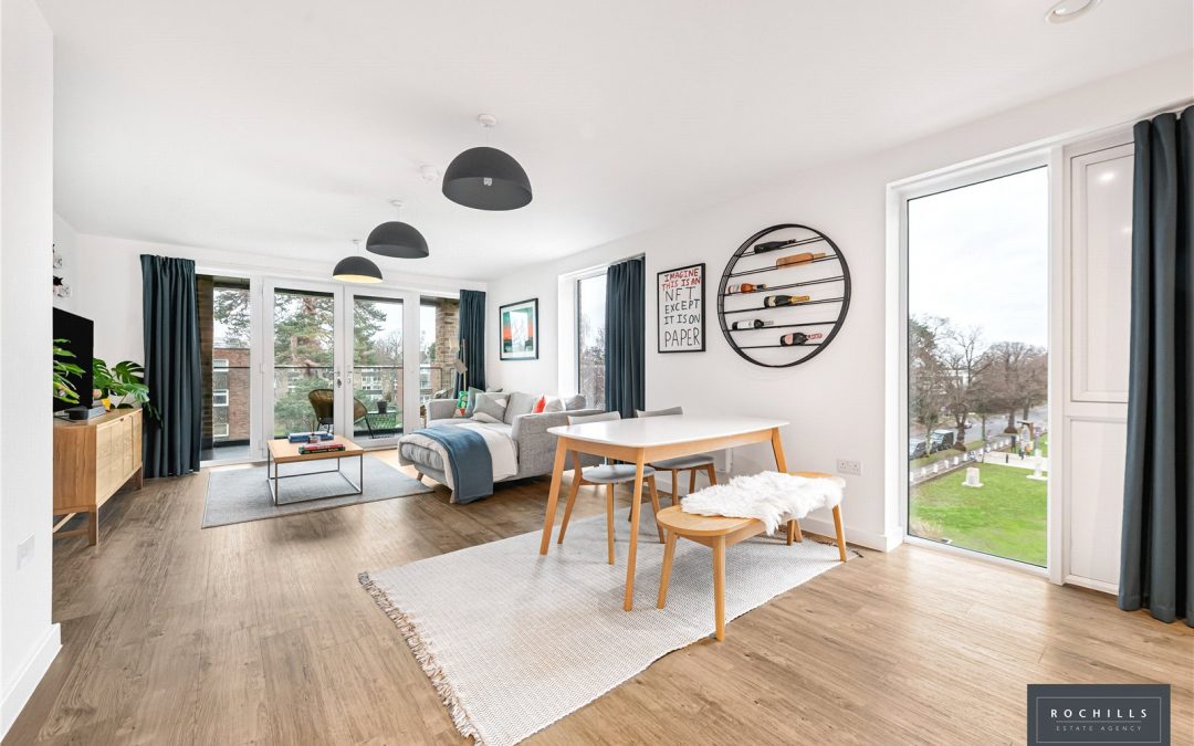 Spitfire Chase, Walton-on-Thames, Surrey, KT12 1FW