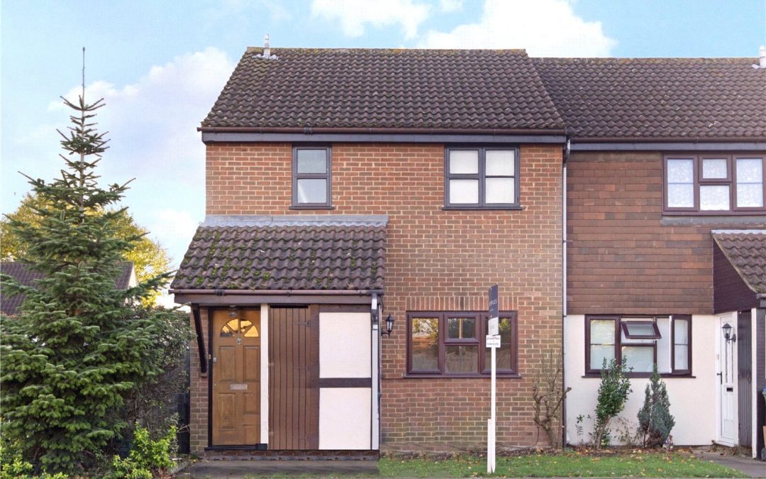 Walton Park, WALTON-ON-THAMES, Surrey, KT12 3EE