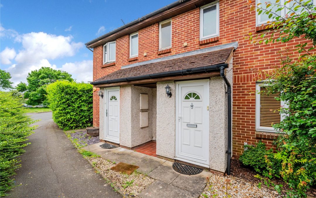 Shaw Drive, Walton on Thames, Surrey, KT12 2LS