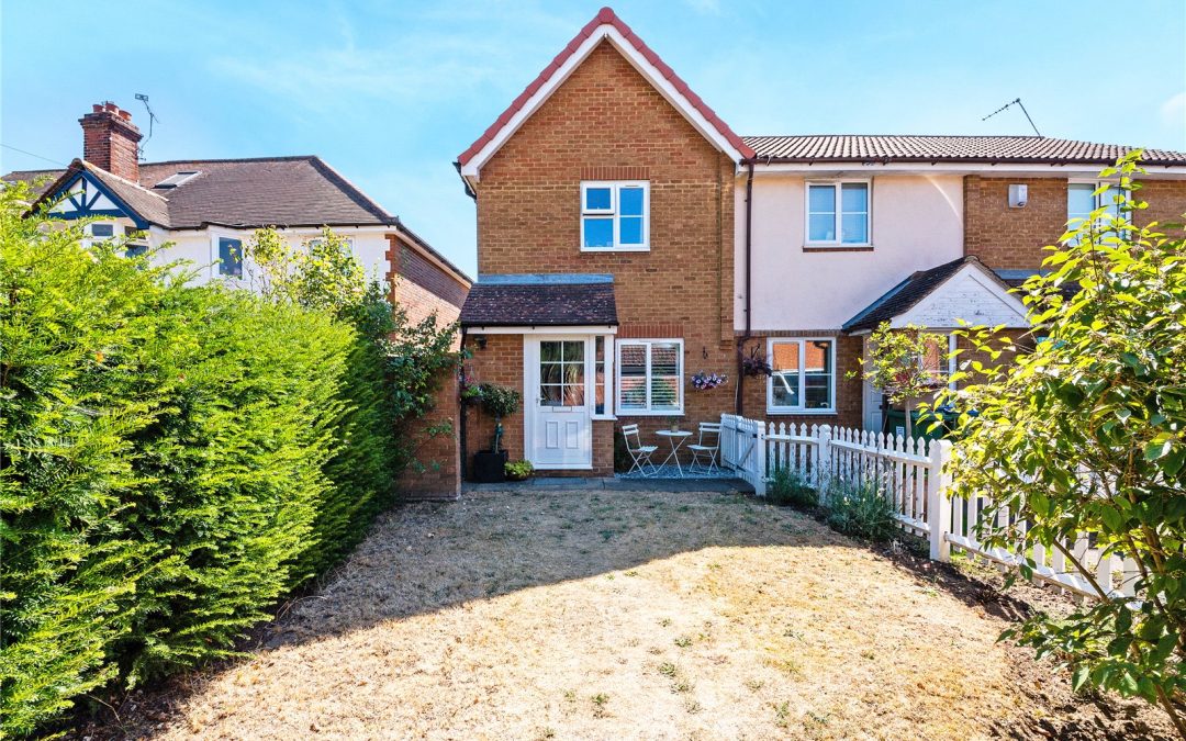 Sullivans Reach, Walton-on-Thames, Surrey, KT12 2QB