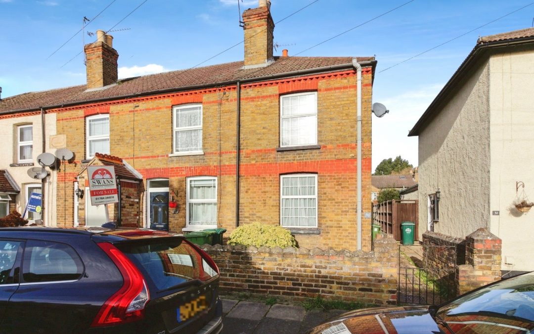 Farnell Road, Staines-upon-Thames, Surrey, TW18 4HT