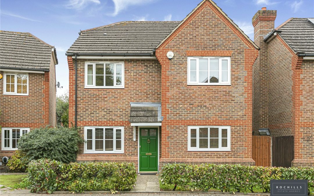 Knights Close, WEST MOLESEY, Surrey, KT8 2HP