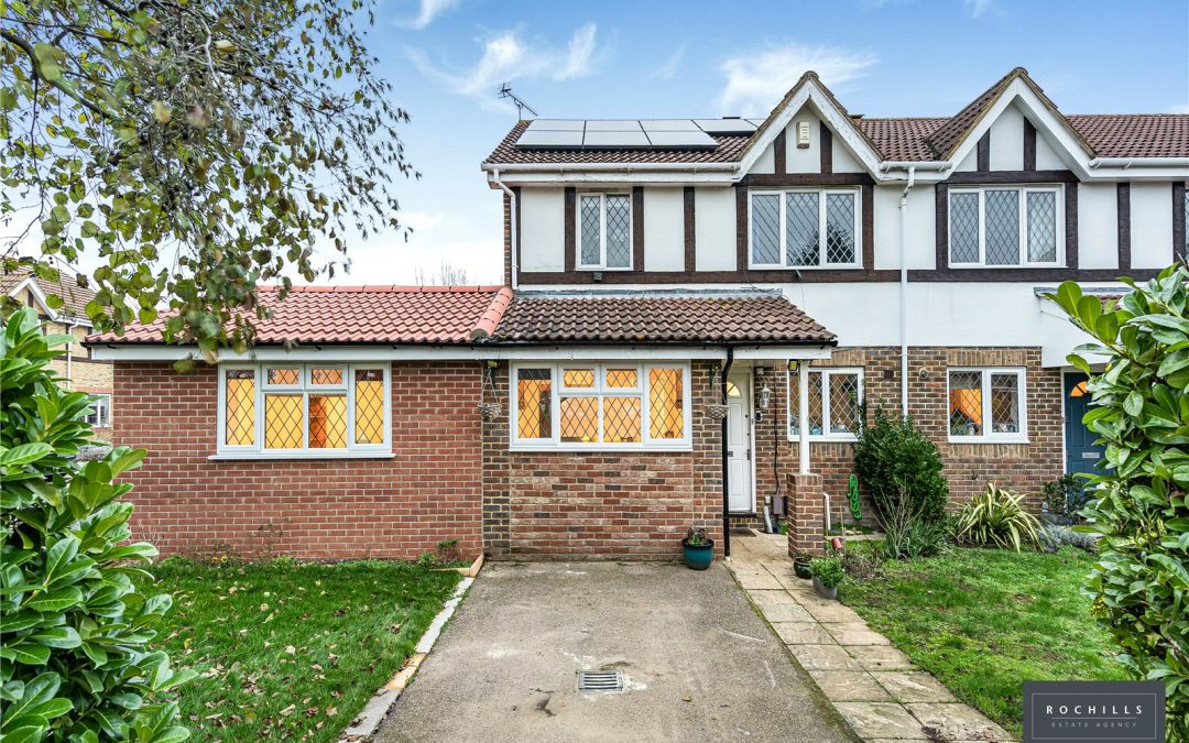 Danesfield Close, Walton-on-Thames, Surrey, KT12 3BP